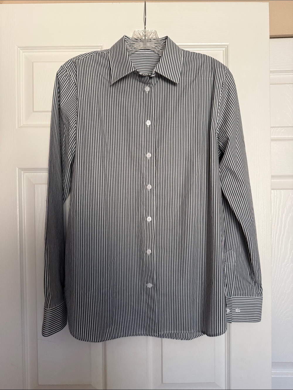 Aritzia Babaton Navy White Stripe Letterpress Classic Poplin Shirt S